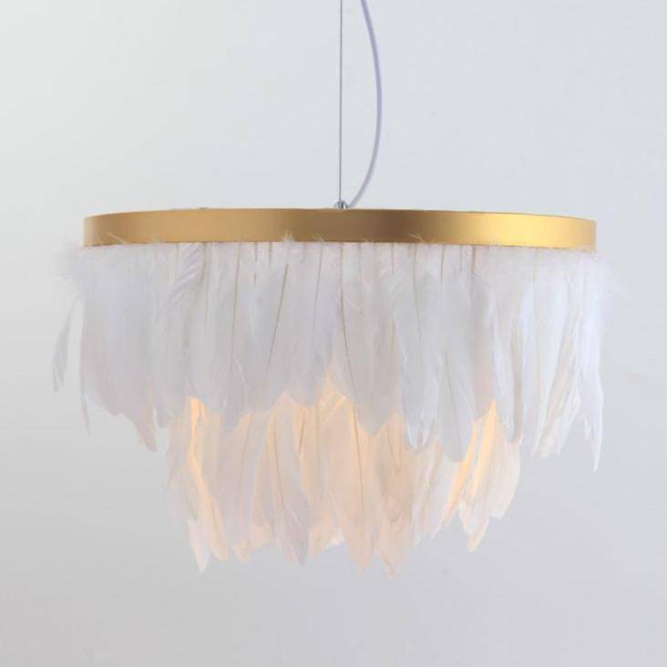 Suspension ovale LED en plumes colorées Hangly