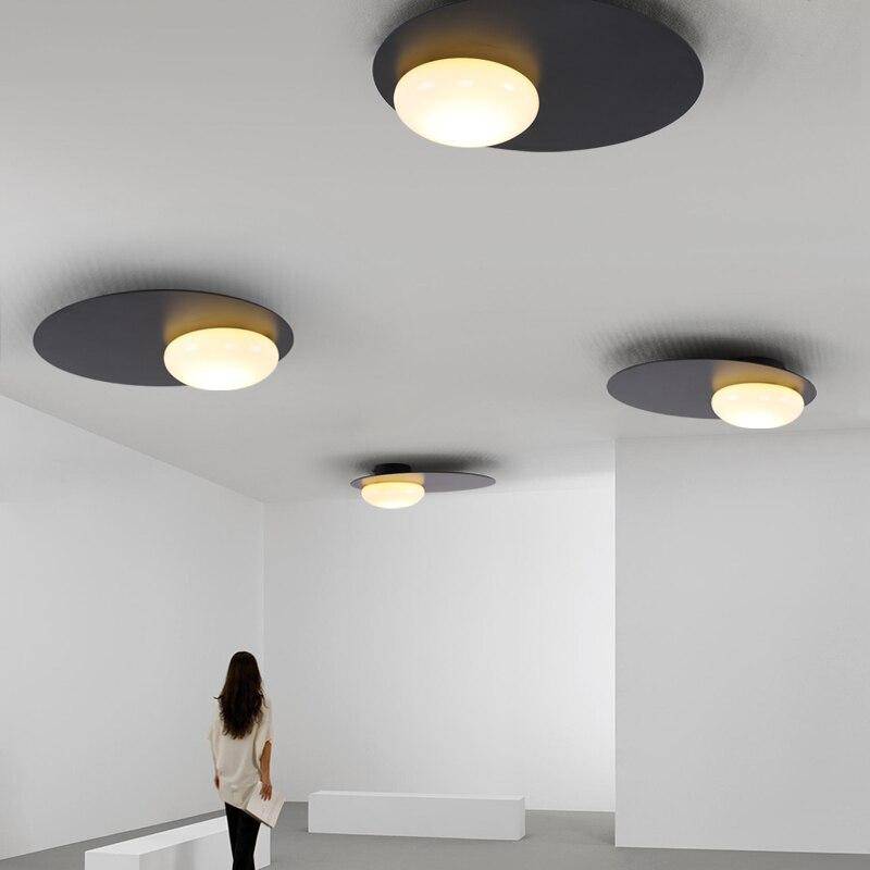 Design LED ceiling lamp with black metal disc in Ribbon Loft style