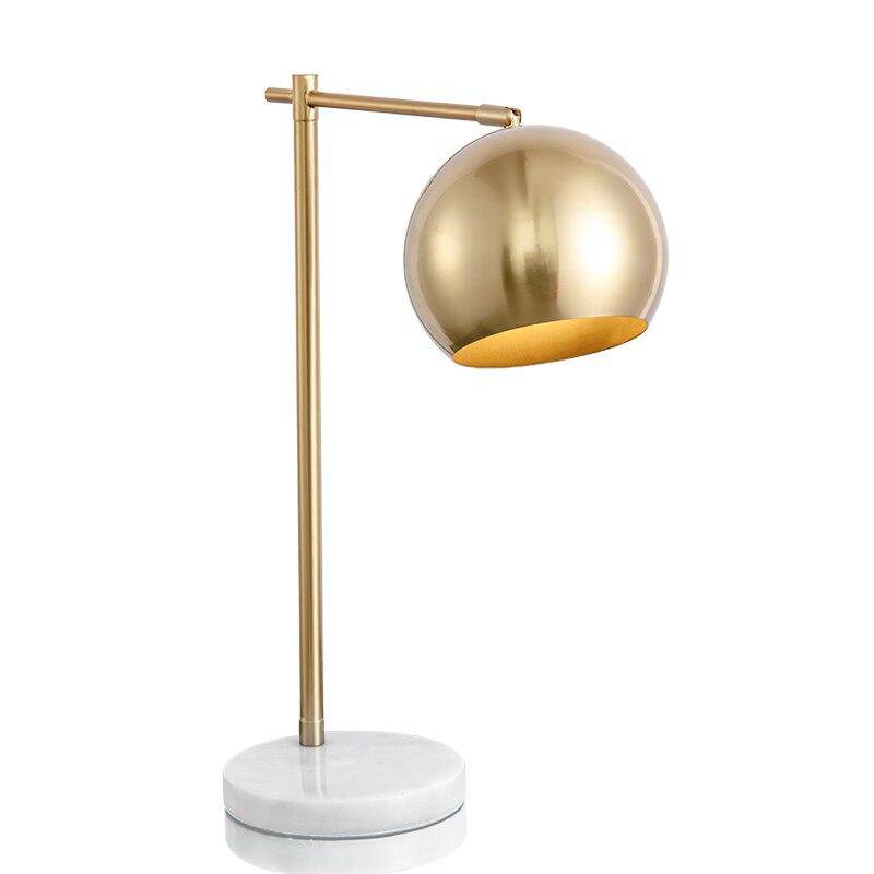 Lampe à poser design LED avec socle marbre et boule dorée
