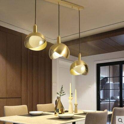 Suspension design à LED avec abat-jour en verre et métal doré - vue 5 sur 10