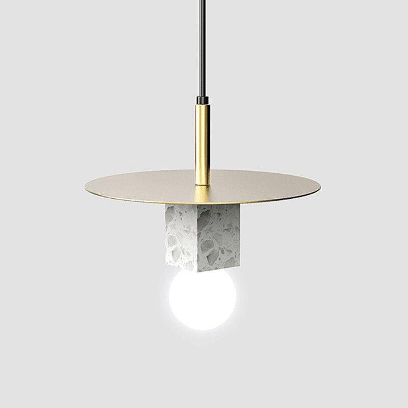 Suspension design LED avec cube en marbre et disque doré - vue 5 sur 11
