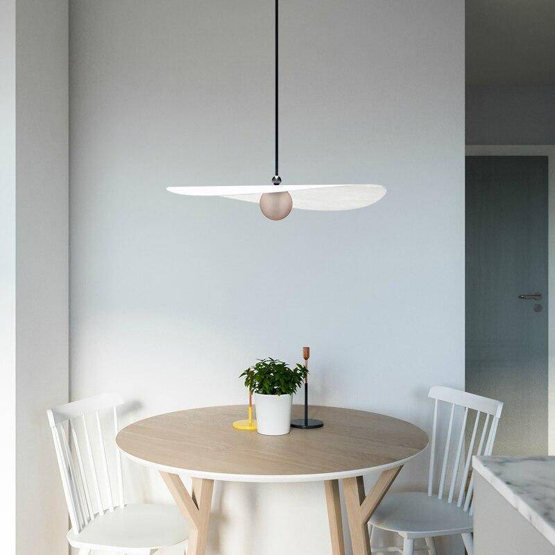 Suspension design LED avec boule métal et abat-jour blanc Line