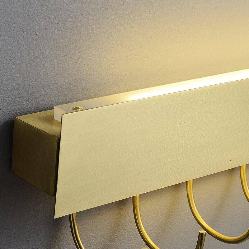 Moderno aplique LED dorado con gancho