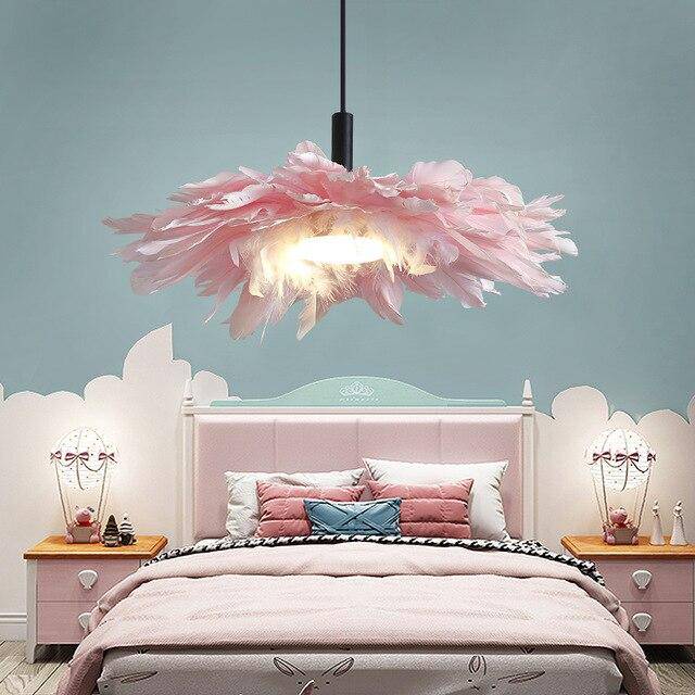 Suspension à plumes LED style romantique