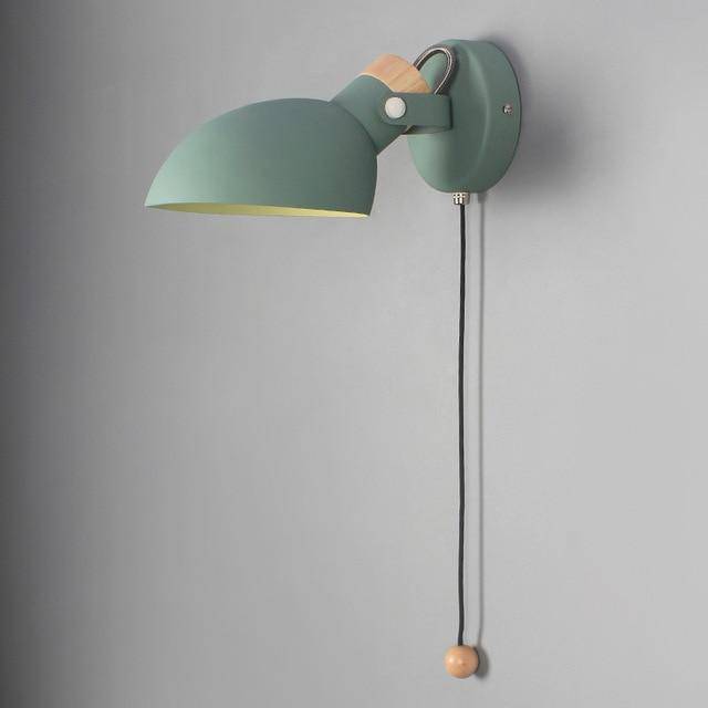 Applique design à LED coloré avec abat-jour orientable et interrupteur