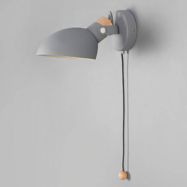 Applique design à LED coloré avec abat-jour orientable et interrupteur
