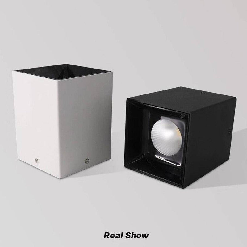 Spot moderne LED en cube noir ou blanc