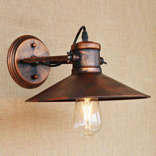 Lámpara de pared LED retro con pantalla cónica alargada bañada en cobre