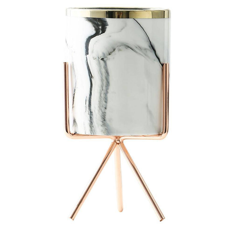 Marble design vase with metal stand Loli Déco