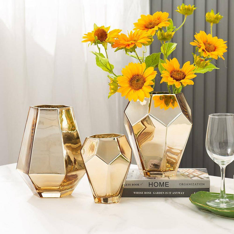 Vase design doré aux formes géométriques Luxury