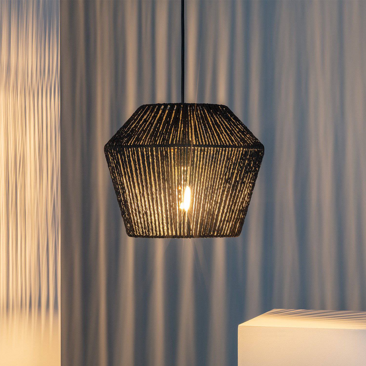 Suspension design à LED avec abat-jour papier tressé Loft - vue 3 sur 5