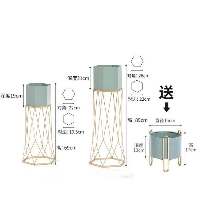 Pedestal sobre soporte alto design en metal con maceta geométrica