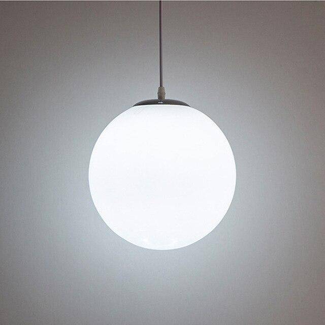 Suspension design à LED boule en verre blanche