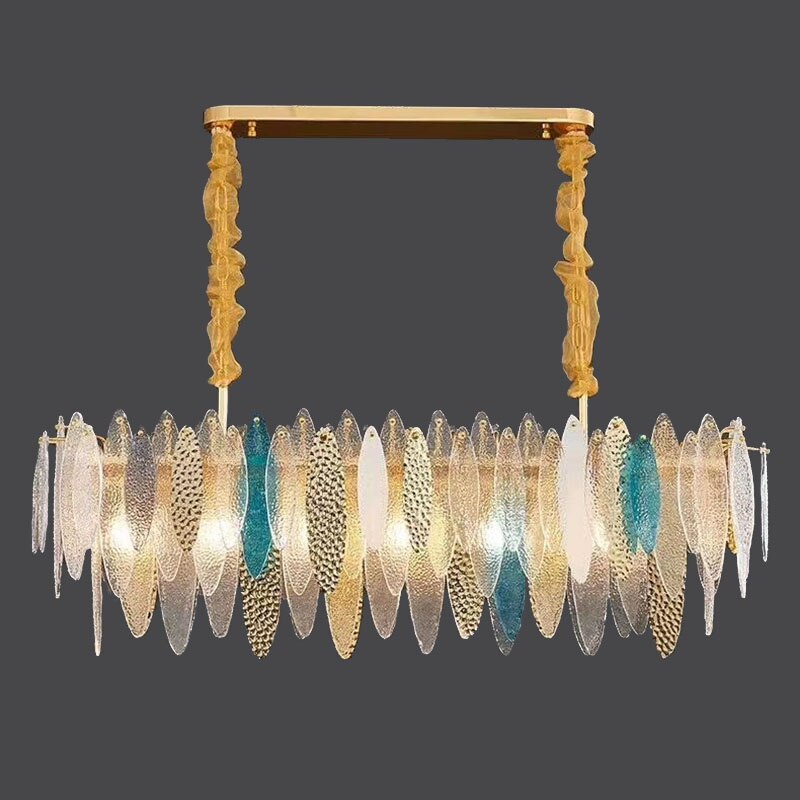 Moderna lámpara de araña con lujosas lamas de cristal Valentina