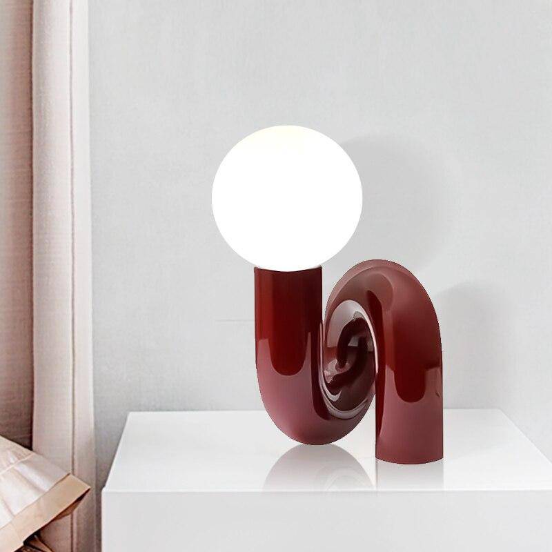 Red metal LED table lamp with Mao glass ball