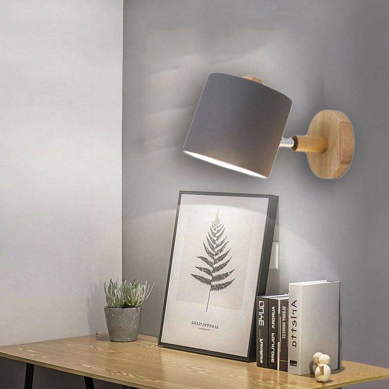 Moderno aplique LED de madera con pantalla curvada de color nórdico