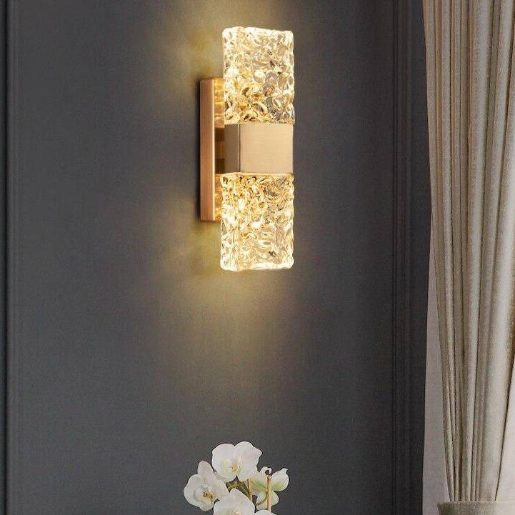 Applique murale design à LED en verre cristal et cube doré Loft