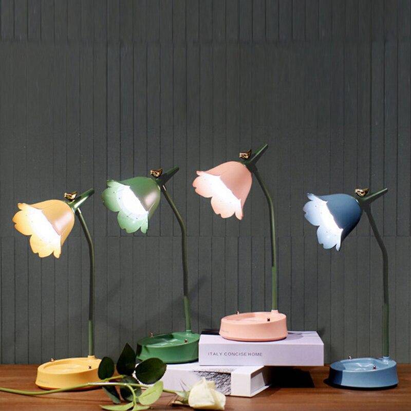 Lampe à poser LED en métal coloré style fleurs - vue 4 sur 7