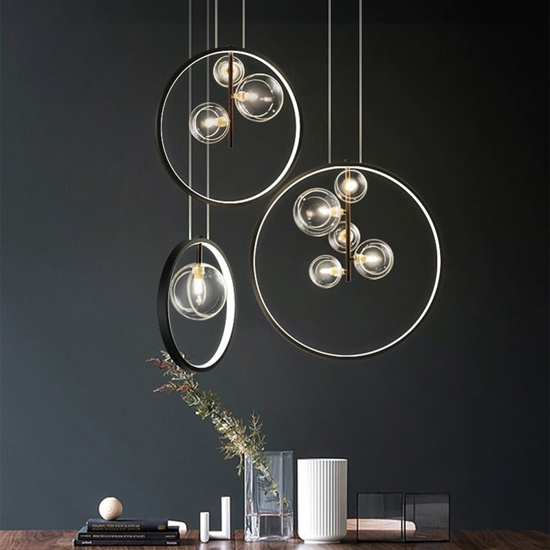 Suspension moderne LED avec anneau et bulles en verre Cala