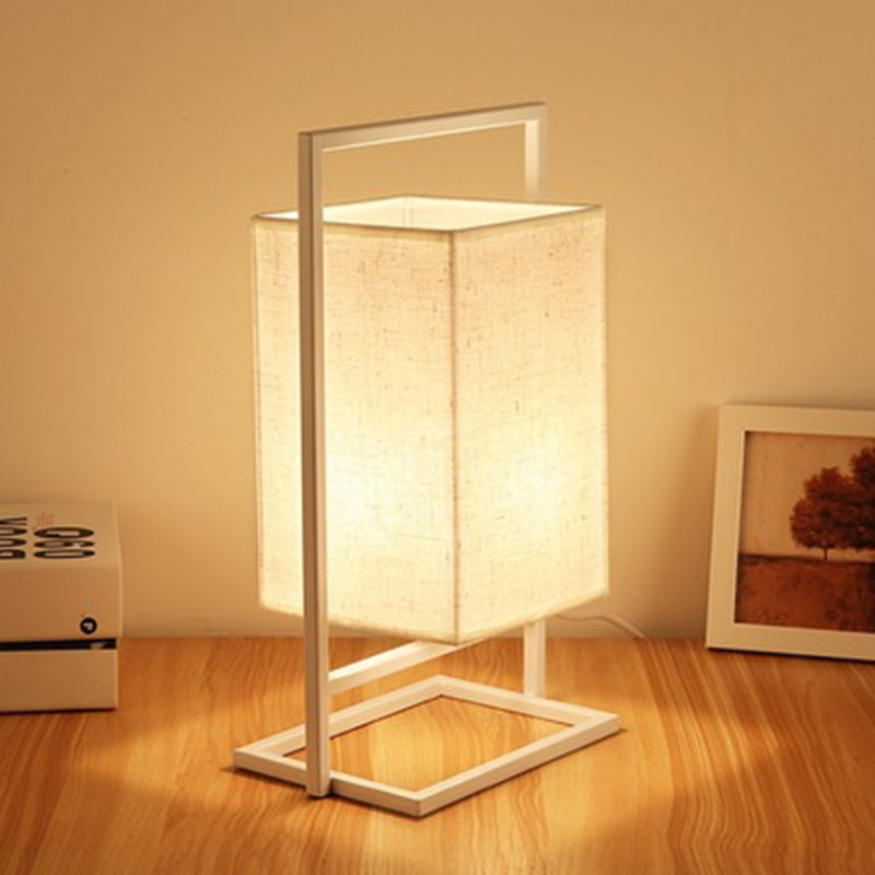 Lampe de bureau rétro en tissu et métal blanc Miot