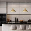 Suspension moderne LED avec abat-jour en métal Malia