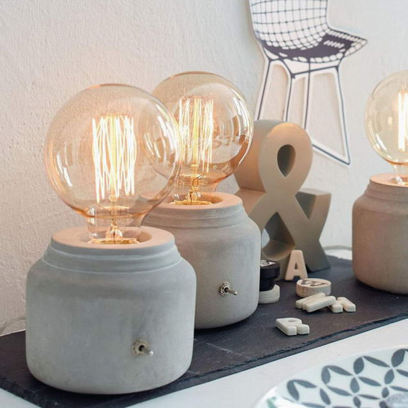 Lampe à poser rétro en ciment gris Lino