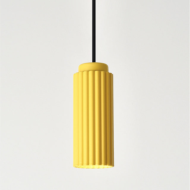 Suspension moderne LED avec abat-jour en tube coloré Kinna