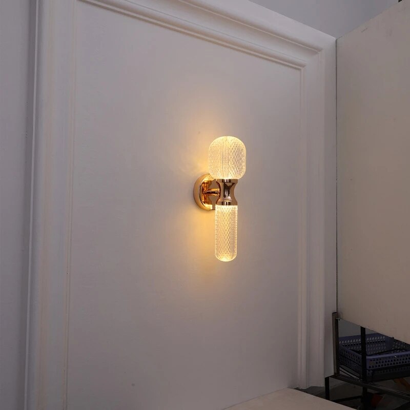Applique murale moderne LED en verre et détails dorés Ursa