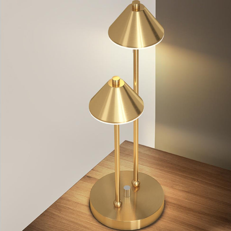 Lampe à poser moderne LED avec double bras et abat-jour Irma