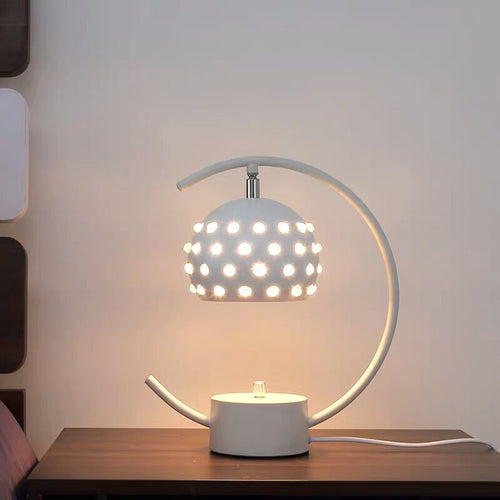 Lampe de bureau en métal avec abat-jour style disco Nest