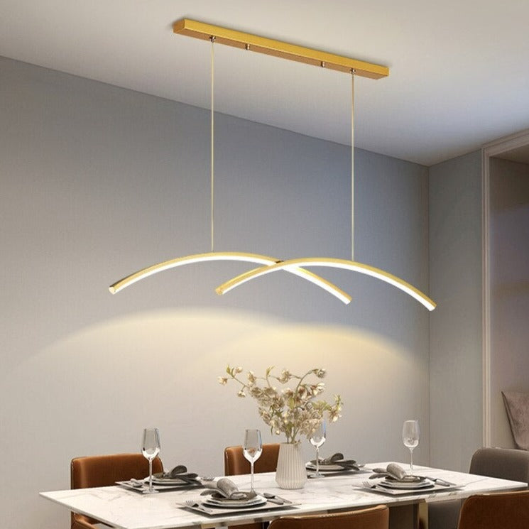Lustre design LED en forme d'arc métallique Roxanna
