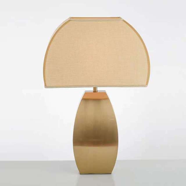 Modern table lamp with lampshade dome Julieta