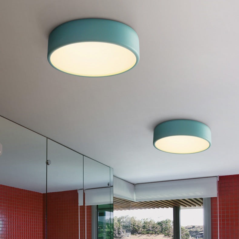 Modern circular LED ceiling lamp in coloured metal Beryl