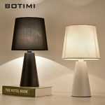 Lampe de chevet à LED moderne avec abat-jour (noir ou blanc)