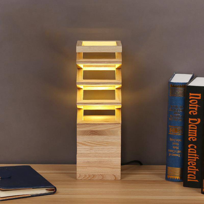 Lampe de chevet ou bureau en bois de haute qualité Wooden