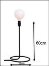 Lampadaire minimaliste sur pied