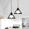 Suspension design en triangle de différentes couleurs