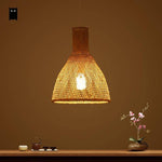 Suspension en rotin LED avec abat-jour arrondi de couleur beige