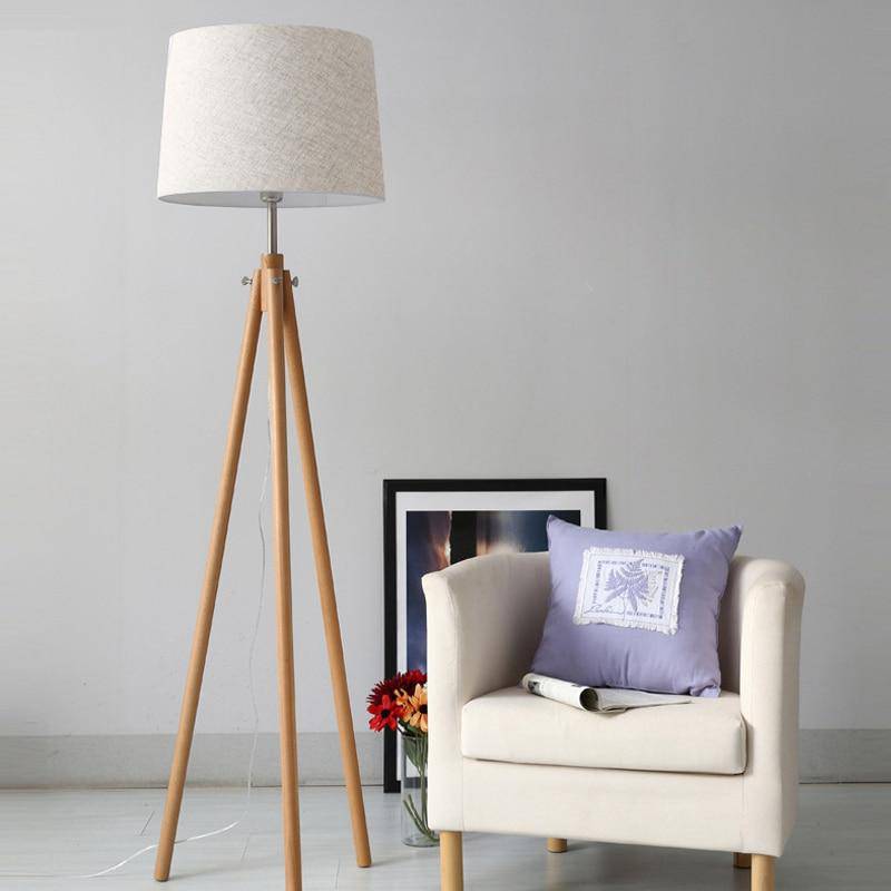 Lampadaire moderne abat-jour en tissu et trois pieds en bois Fabric - vue 4 sur 4