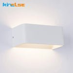 Applique murale LED simpliste sobre