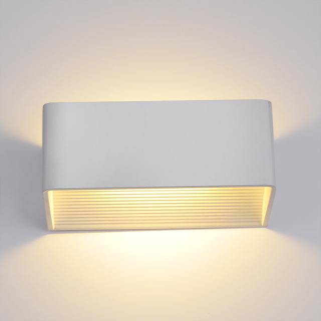 Applique murale LED simpliste sobre