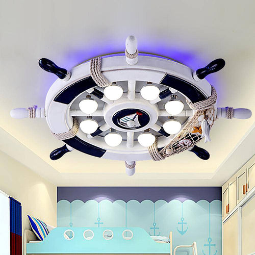 Child's ceiling in the shape of a boat wheel bar