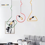 Suspensions design LED en forme géométriques de couleurs