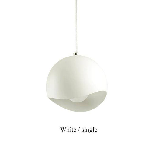 Suspension design en boule ouverte de couleur Botimi