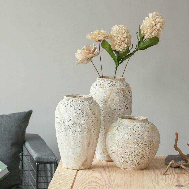 Modern Japanese style ceramic vase