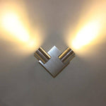 Applique murale LED chromée avec deux spots