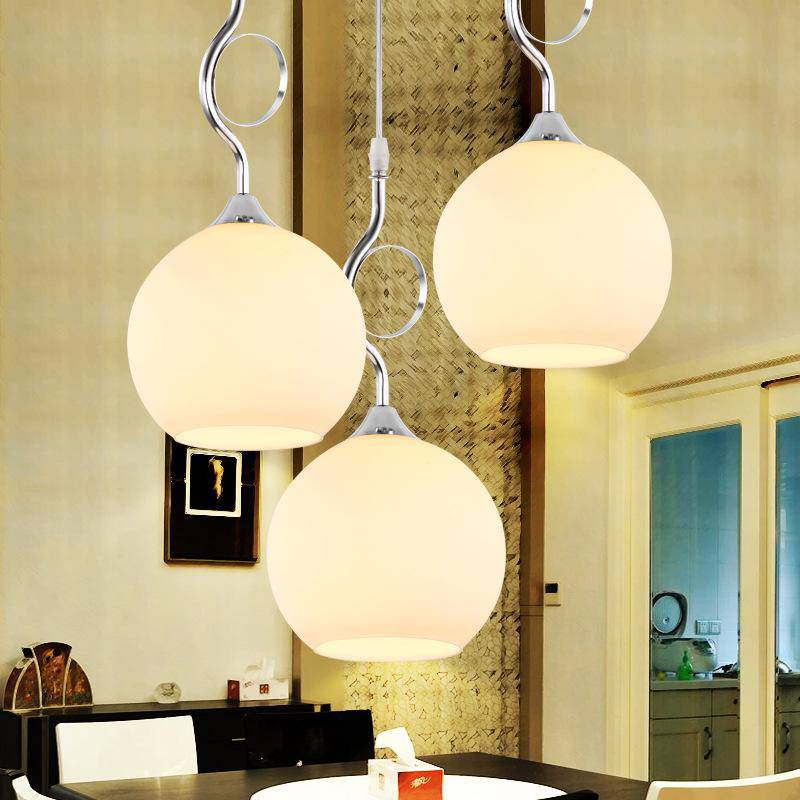 Design pendant lamp with ball and wire with aluminium knot