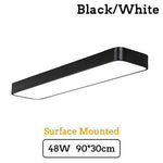 Plafonnier LED carré et bord arrondis Surface