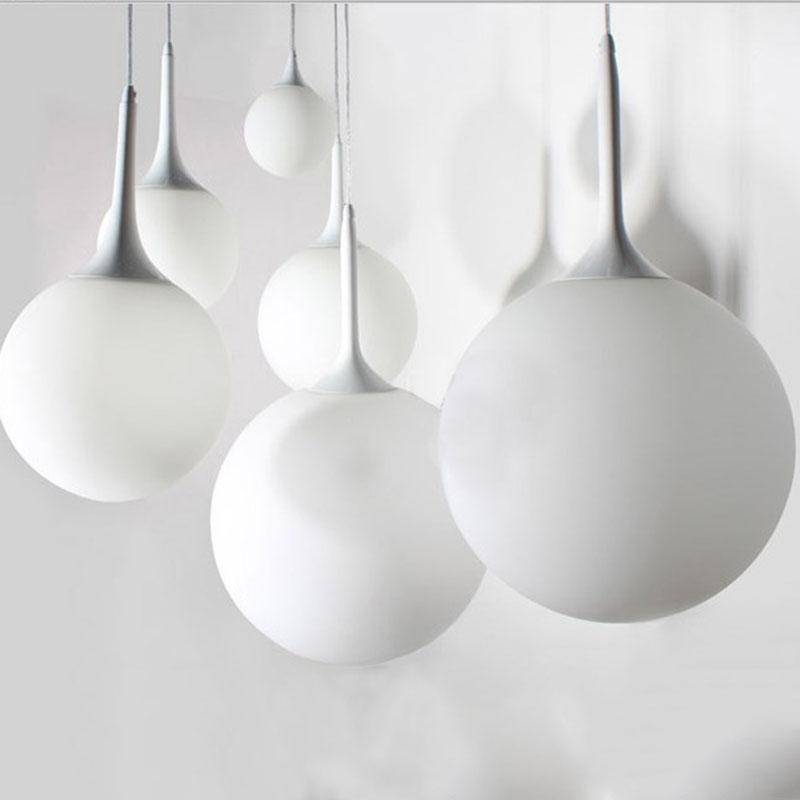 Lámpara de suspensión LED estilo loft en bola blanca
