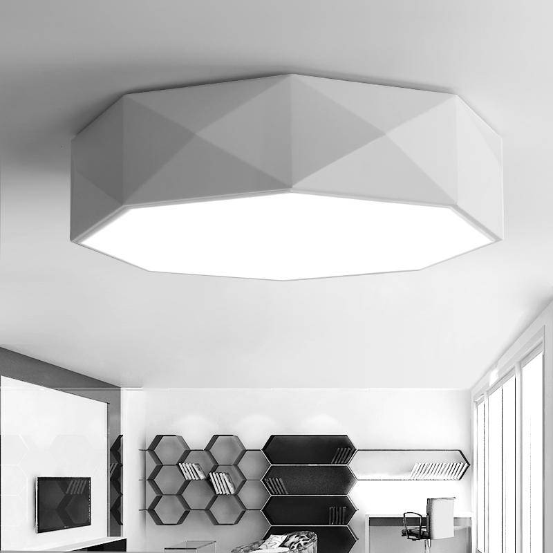Plafonnier design géométrique à LED Minimalism (noir ou blanc)